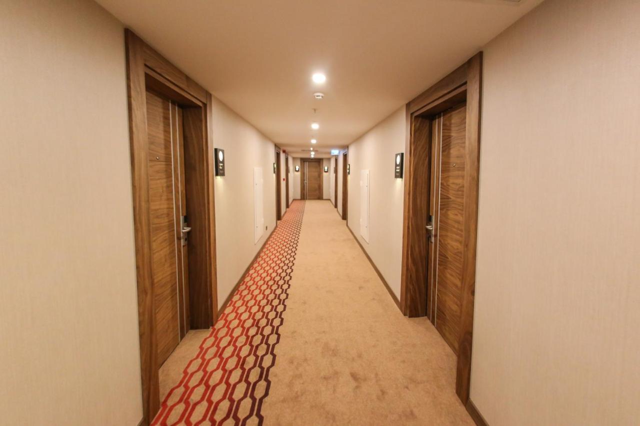 Ramada By Wyndham Nigde Hotel Exterior foto